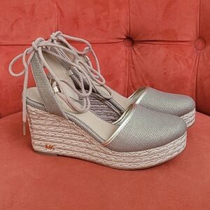 Michael Kors Michael Women's Margie Lace-Up Espadrille Wedge Sandals Size 7.5